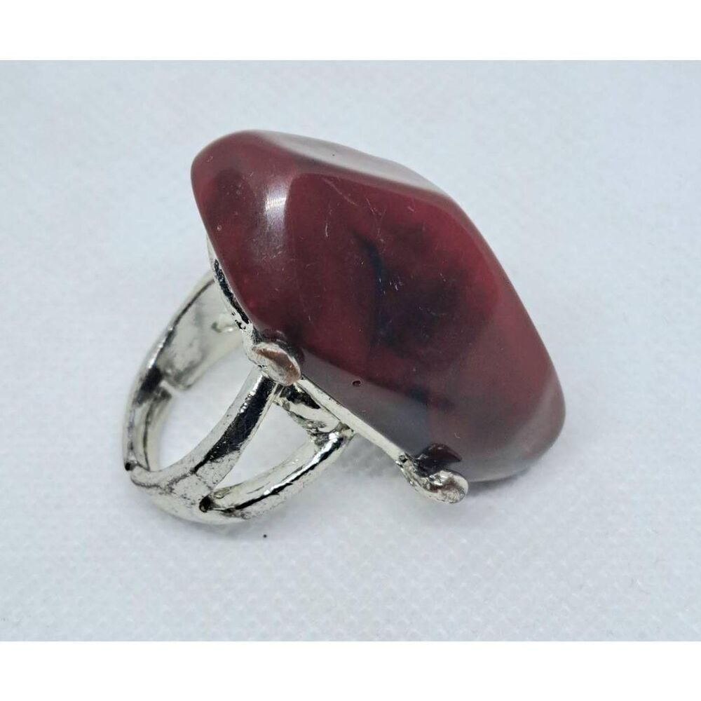 Ring - Picture 3 of 5